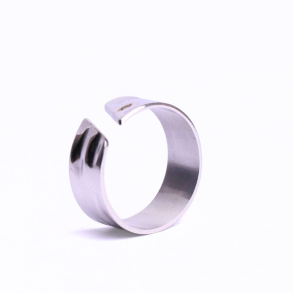 Adjustable men ring